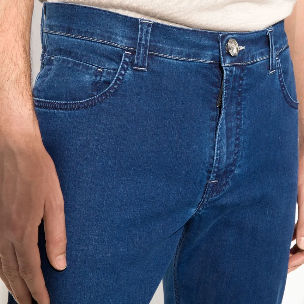Fashion Tapered Fit Jeans Mens Last Sizes